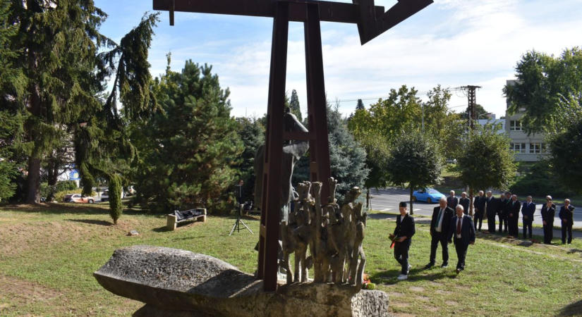 Szakmai alázat és évtizedes hűség: miniszteri kitüntetést kaptak a zalai bányászok