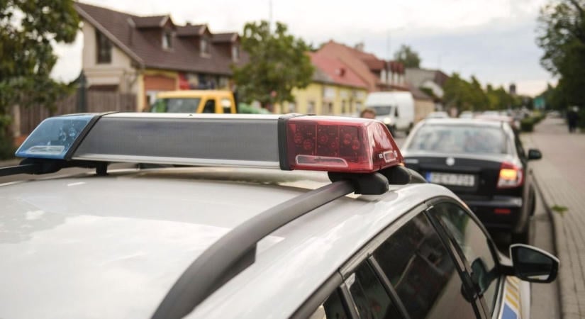 Furcsa tetkók az arcán – ezért is könnyű lehet felismerni az egri körözött férfit
