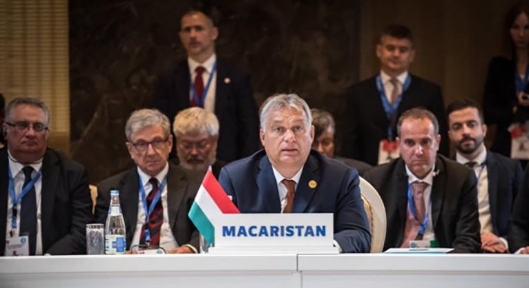 A csodaszarvastól Safarovig: Orbán türk politikájának mérlege