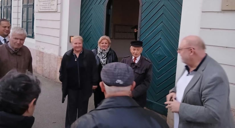 A legnagyobb magyar tiszteletére avattak emléktáblát Győrben - fotók