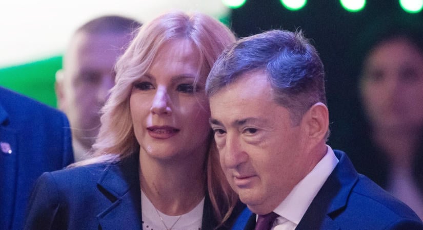 Nem hiszed el, mit kapott a házassági évfordulójukra Várkonyi Andrea! (fotó)