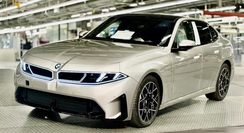 Bemutatták a legújabb BMW-t - A dizájn megosztó, a tét nem kicsi