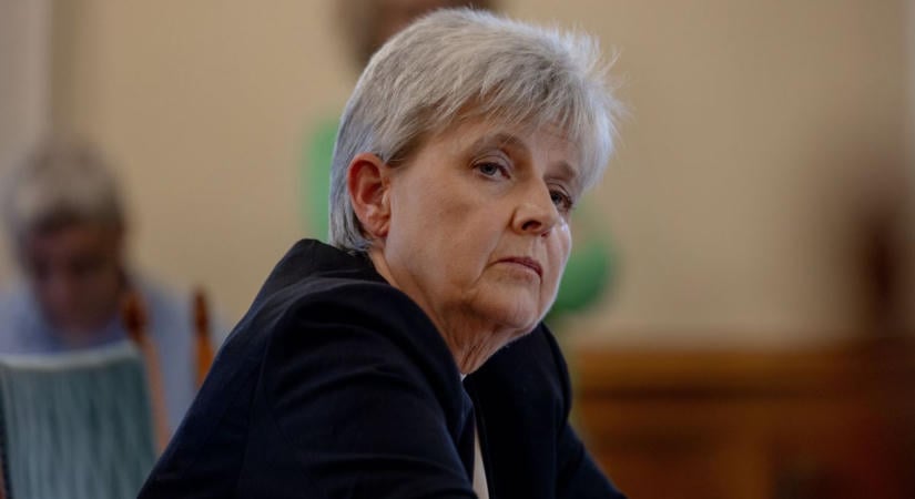 Megszólalt az oktatási miniszter a bombariadók után: fontos hírt közölt az iskolák átvizsgálásáról