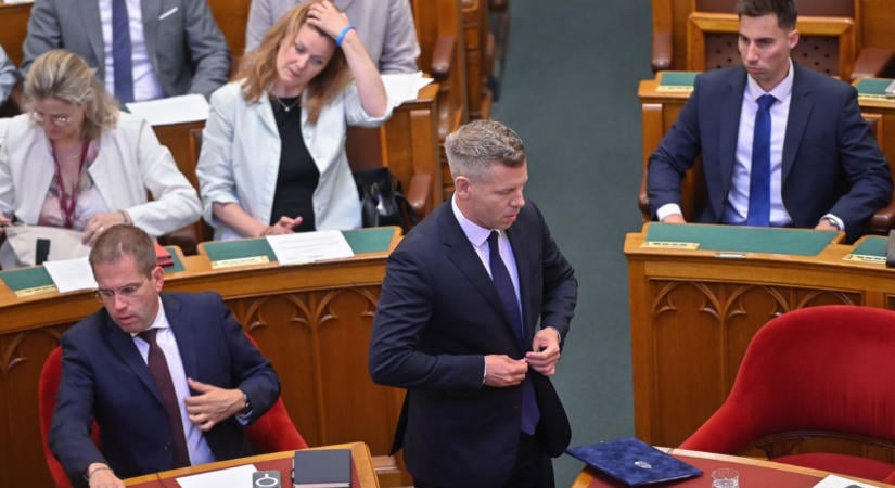 Beadták a törvényjavaslatot, kiteszik a fideszeseket a nagyobb sportszövetségekből