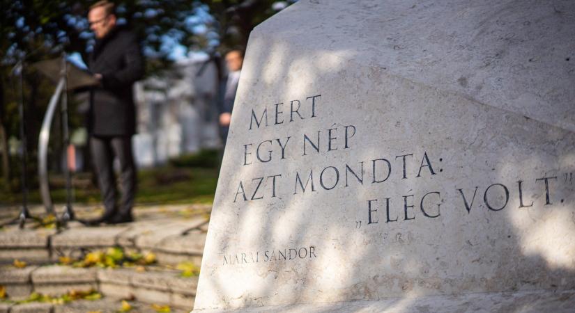Városi megemlékezés október 23-án Pakson