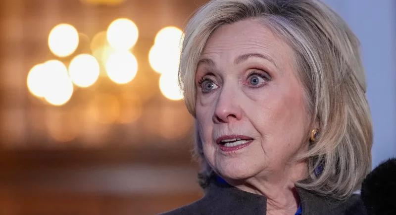 Hillary Clinton tanúvallomást tett az amerikai kongresszus előtt az Epstein-üggyel kapcsolatban