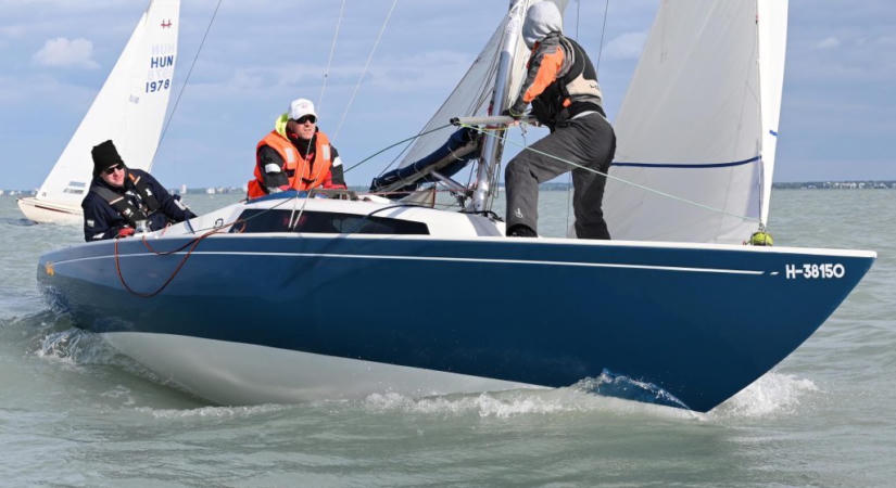 Kezdődik a Dragon, Folke és H-boat bajnokság