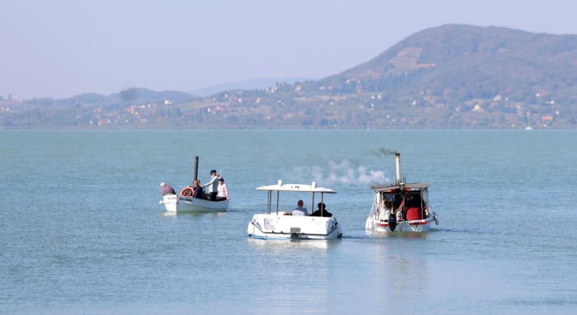 Gőzcsónakok találkoztak Balatonbogláron – a múzeumhajóhoz kerül a kis Gőzkacsa