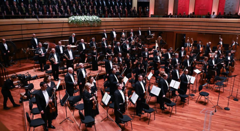 Világhírű karmesterek és szólisták a Nemzeti Filharmonikus Zenekar évadában