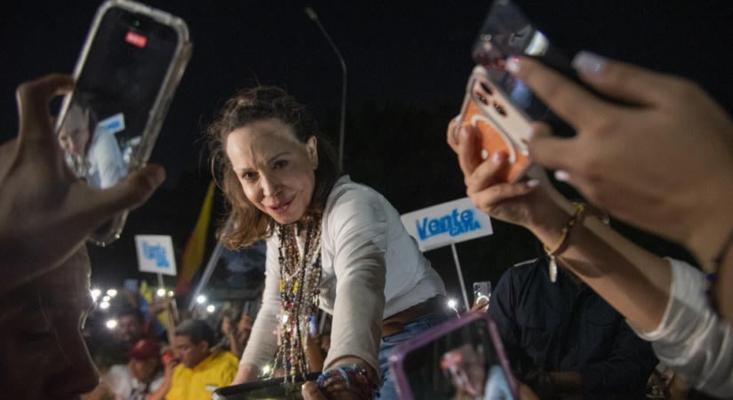 Tavaly motorcsónakban hagyta el Venezuelát, most visszatért Máría Machado ellenzéki vezető