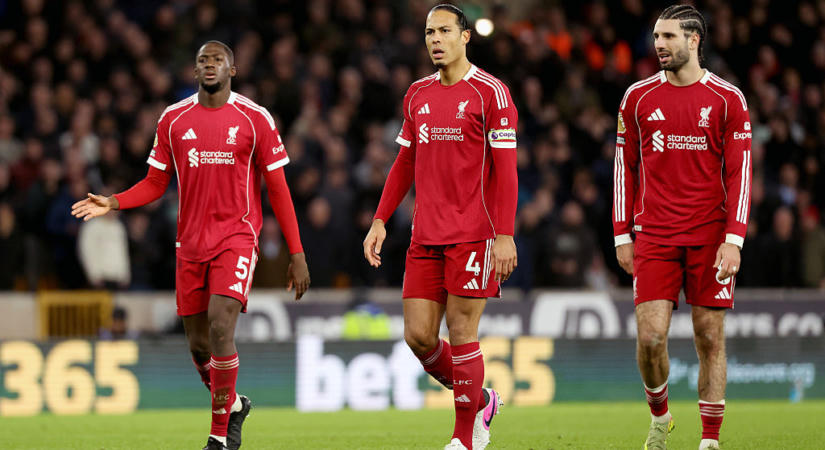 Szoboszlai elfelejtve: A Liverpool aranylabdás legendája megnevezte van Dijk utódját