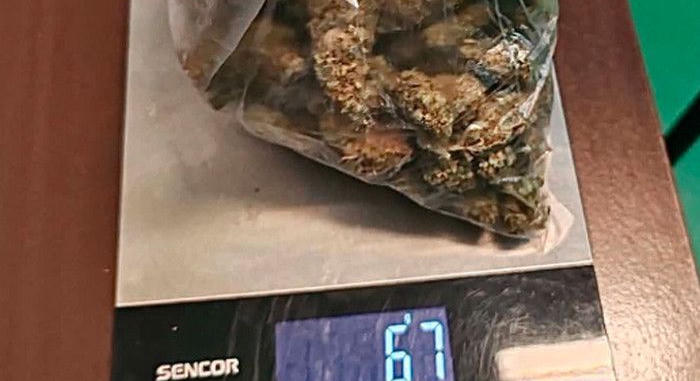 Marihuánaszag csapta meg a ladányi rendőrök orrát
