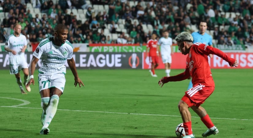 Nego öngólja után nevetésben tört ki a Benfica játékosa
