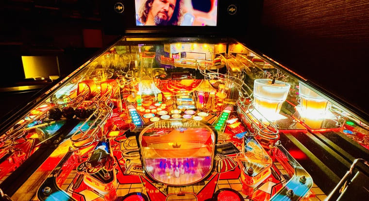 Töki Budapestre költözik – egy legendás flipper nyitja meg az arcade történelem új otthonát