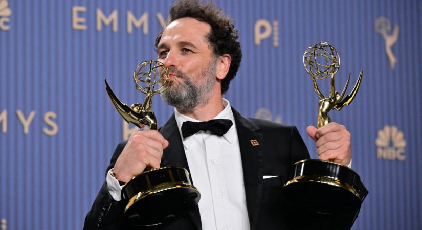 Matthew Rhys két Emmy-díjat nyert egy éjszaka - mindkettőt főszereplőként