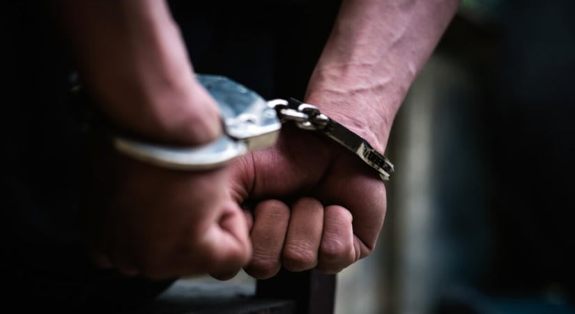 Kriptotőzsdei dolgozónak adta ki magát, 12 éves büntetést kapott