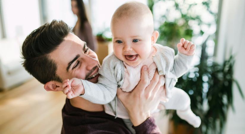 „Amikor apuka pelust cserél, akkor egy Isten” – 10 dolog, amiért csak az apák kapnak elismerést