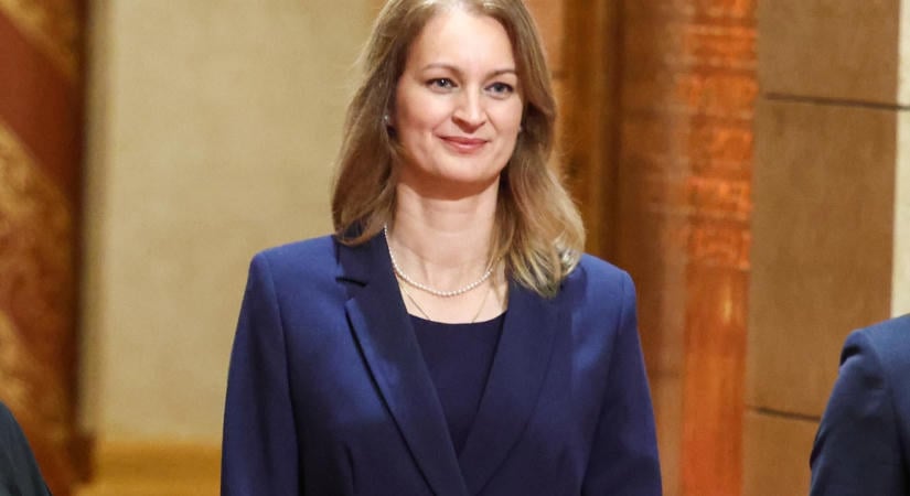 Különleges fotót mutatott Forsthoffer Ágnes: Krasznahorkai László oldalán mosolyog