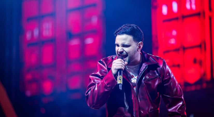 Kiszállt Beton.Hofi zenekarából Kovács Gerrison gitáros