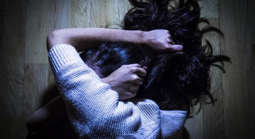 Nincs módszertan, hullanak a lányok-asszonyok