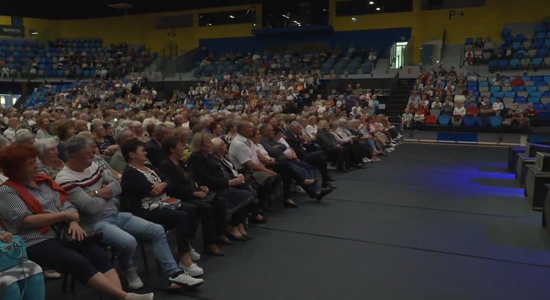 Köszönet az időseknek