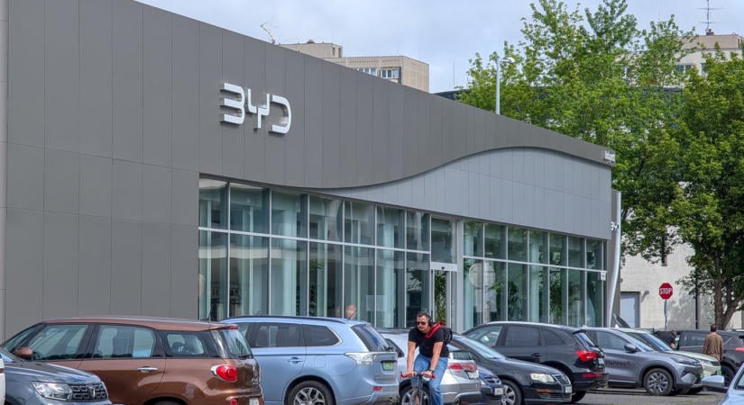 Kibukott a BYD a 10 milliós bírságon: tovább élesedik a konfliktus Szegeden