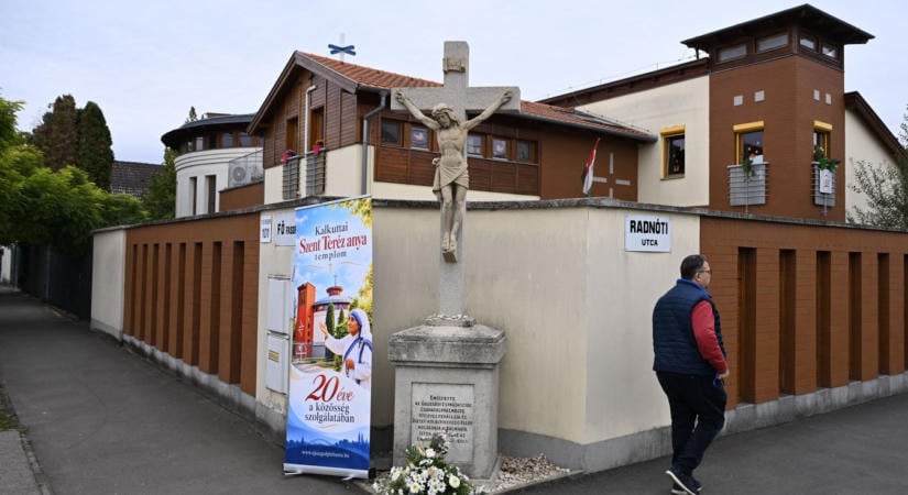 Két idős asszony áldozata kellett hozzá: húszéves lett a Fő fasori templom  fotók