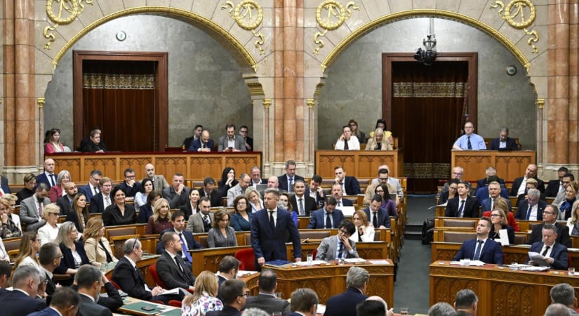 Benyújtották a javaslatot, munkaszüneti nap lehet december 24-e