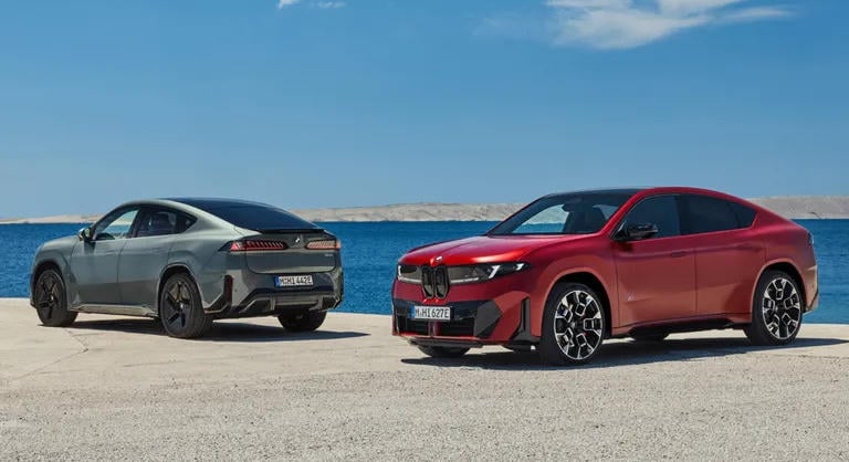 BMW iX4: a Neue Klasse technológiája találkozik a kupé-SUV-k régi trükkjével