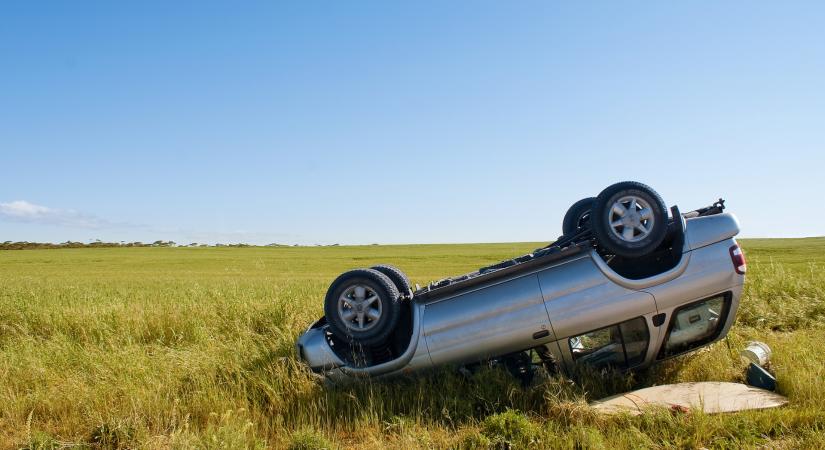 Műszaki vizsga, 30 km/h-s korlátozás, alkoholzár: drasztikus változások jöhetnek az autózásban