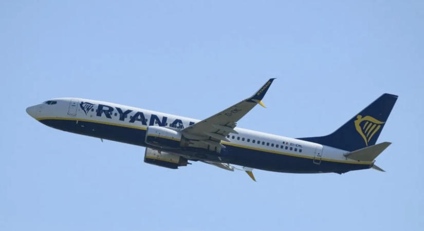 15 órát vesztegeltek a Ryanair utasai Krakkóban – a kapott kompenzációból még egy kávéra sem futotta