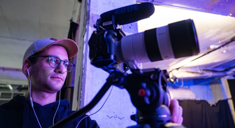 Nyárai Gerzson, a 24.hu munkatársa kapta a Minőségi Újságírás Díj különdíját