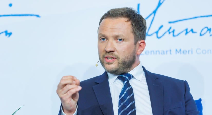 Attól tart Észtország, hogy Oroszország hibrid támadásokkal gyengíti Ukrajna támogatását