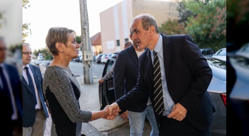 Szarvas volt az utolsó állomás: az egészségügyi intézmények helyzetét mérte fel Dr. Hegedűs Zsolt