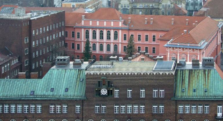 Ezek lesznek a napirendi pontok a mai szenátusi ülésen