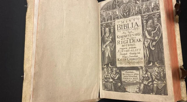Konferenciával ünneplik a négyszáz éves Káldi-biblia megjelenését