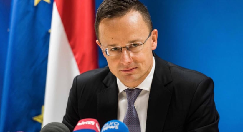 Szijjártó el sem repült, mégis repült a 287 millió forint közpénz