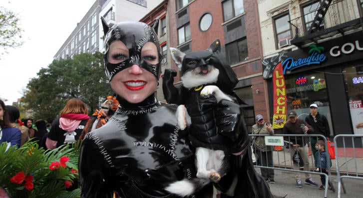 Halloweeni jelmezbe öltözött ebek lepték el New York utcáit