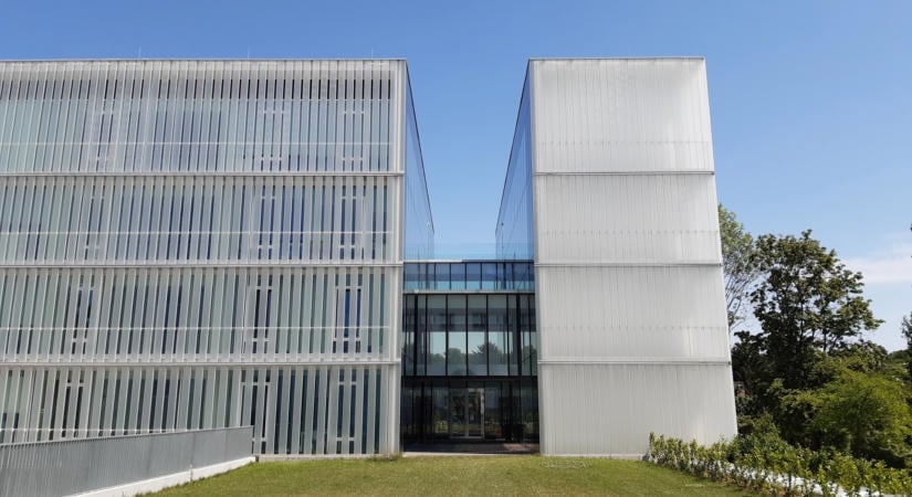RAVATHERM XPS – tartós megoldás az extrém igénybevételű épületszerkezetekhez