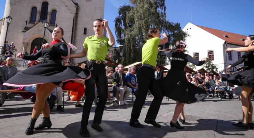Tokajban is a szüreti hagyományokat ünnepelték – fotók, videó