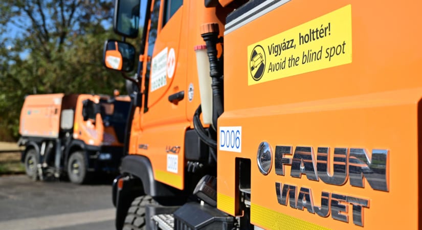 Fontos veszélyre figyelmeztetnek a legújabb matricák a fővárosban