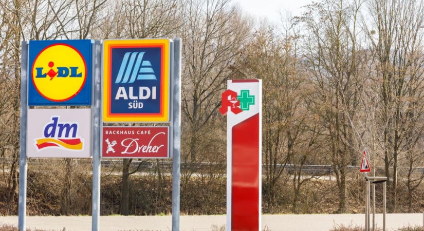 Két fontos szlogenje is megtévesztő volt Magyarországon az egyik legnagyobb kiskerláncnak: gigabírságot kapott a GVH-tól az Aldi, de a Lidl sem úszta mg