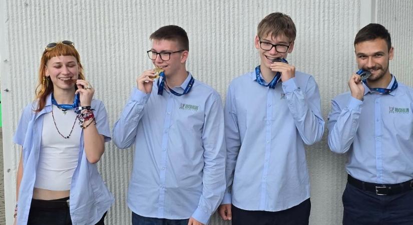 Kiemelkedően szerepelt a Jurisich Miklós Gimnázium diákja a Nemzetközi Biológiai Diákolimpián