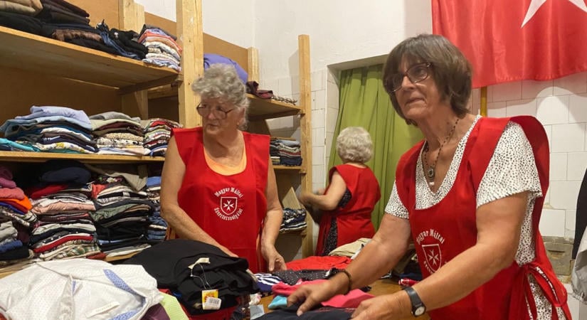 Ismét személyesen fogadja a rászorulókat a Máltai Szeretetszolgálat Baján  fotók