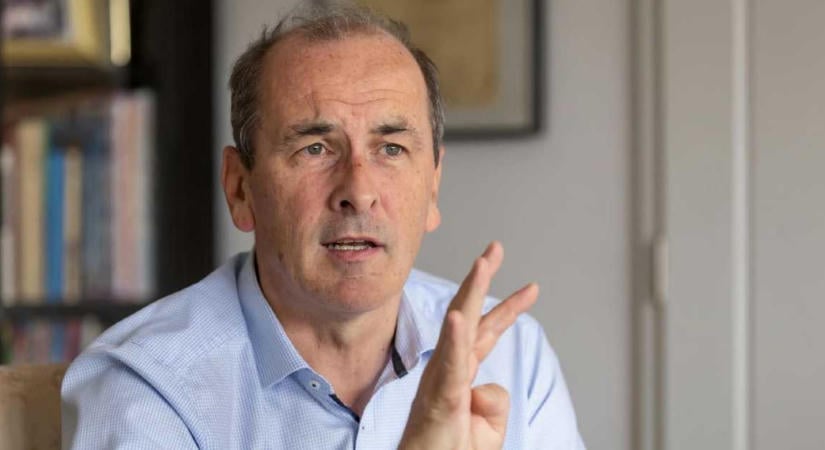 „Nem elég pénzt tenni az egészségügybe” – Hegedűs Zsolt teljes szemléletváltást sürget