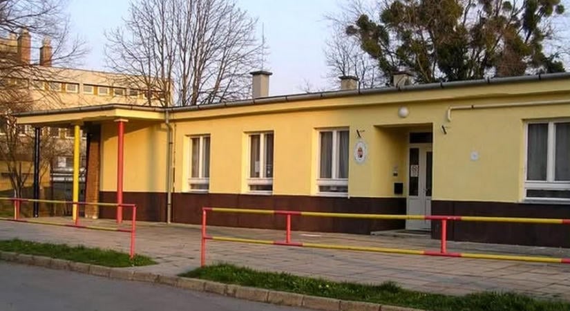 Beázik egy pécsi óvoda, egyelőre nincs pénz a felújításra