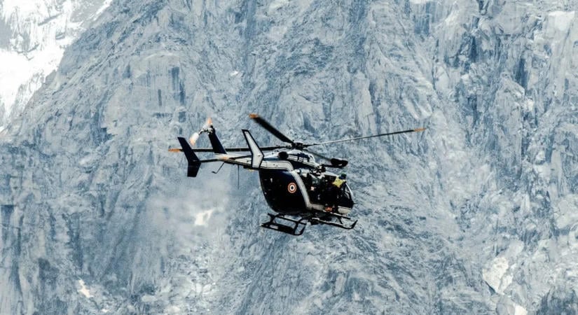 Helikopterekkel keresték az eltűnt hegymászót, már nem tudták megmenteni