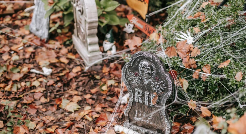 Így varázsolhatod a kertedet és a teraszodat kísérteties halloween-i játszótérré