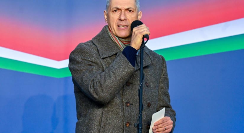 Új vezetőt keresnek Lázár János ménesbirtokának