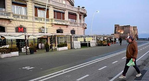 Vírus: egy hónapos pozitív rekord az olaszoknál